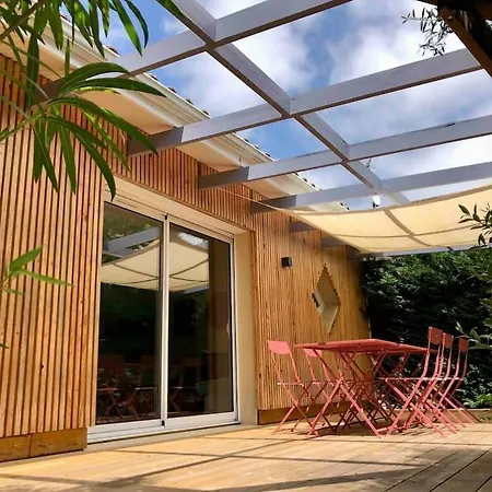 House De Charme A Messanges. La Maison Bleue Vakantiehuis