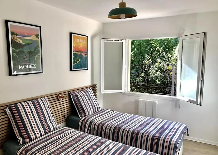 Σπίτι διακοπών House De Charme A Messanges. La Maison Bleue