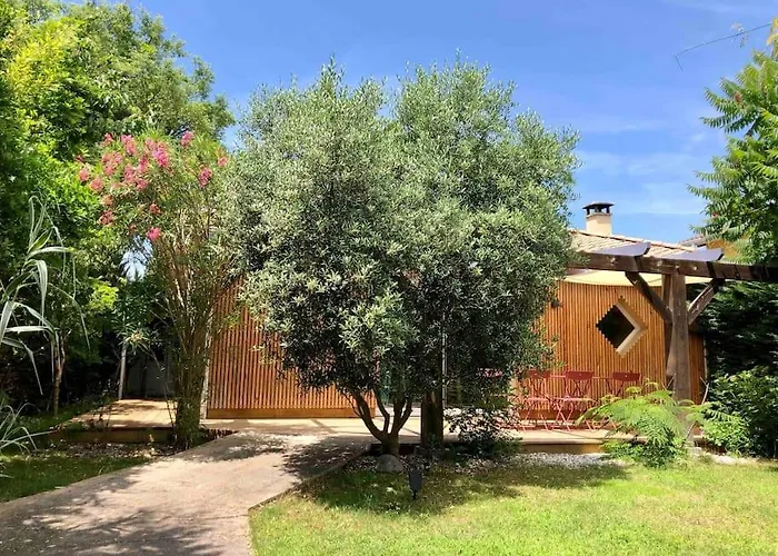 Σπίτι διακοπών House De Charme A Messanges. La Maison Bleue